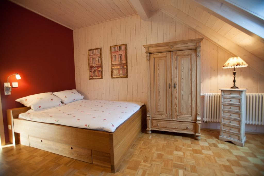 Gaestehaus Craintaler Muehle B&B Creglingen Quarto foto